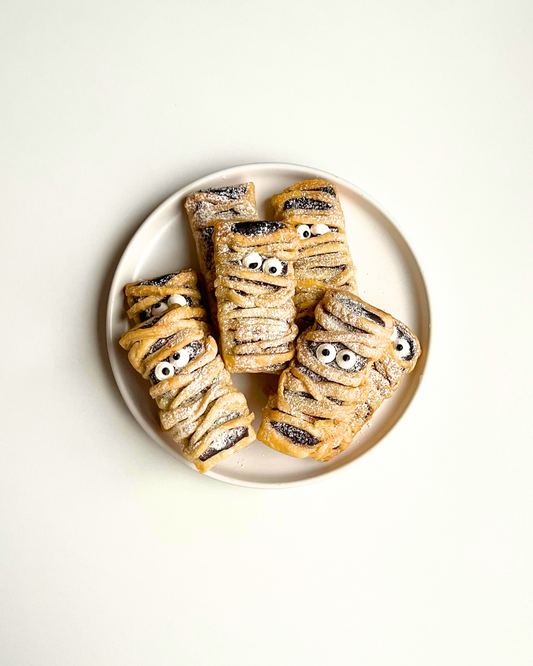 Easy Chocolate Pastry Mummies