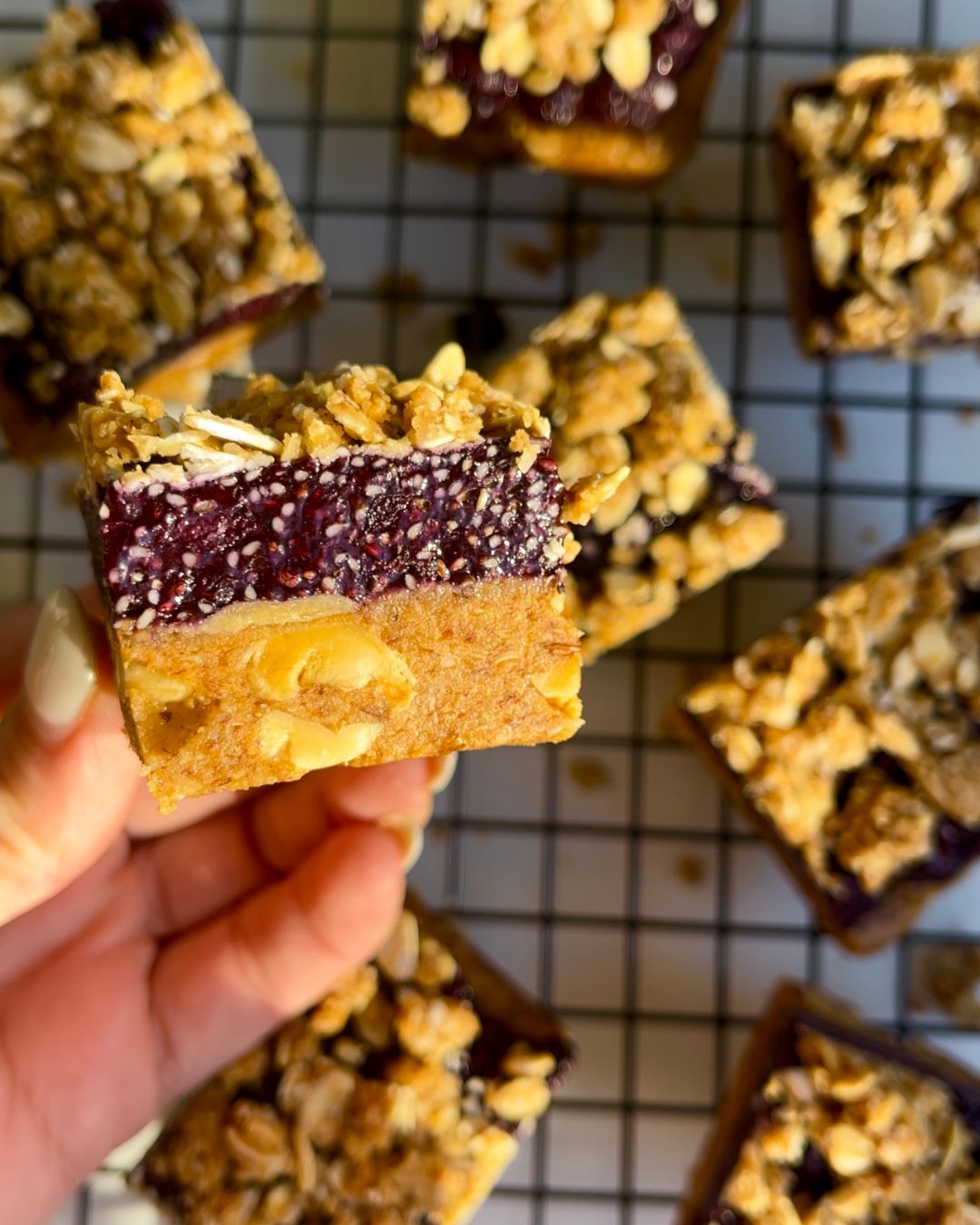 No Bake Blueberry Crumble Bars